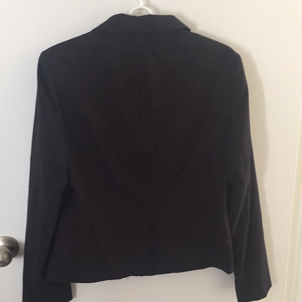 Black Blazer - Picture 4 of 4